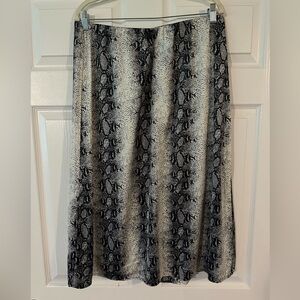 WD.NY Black and Gray A-Line Midi Skirt